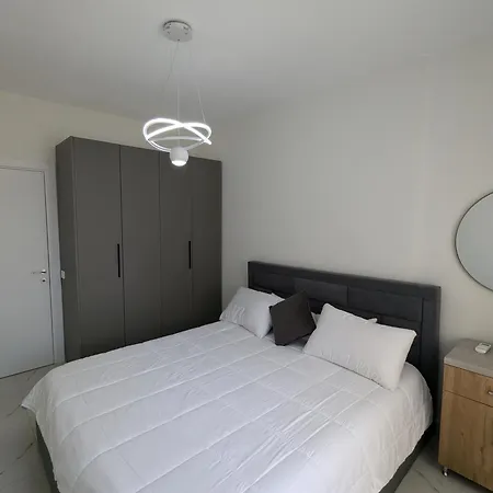 Mary's Qerret * 格勒姆