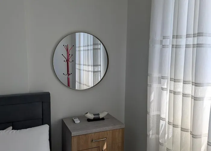 Mary's Qerret Apartamento *