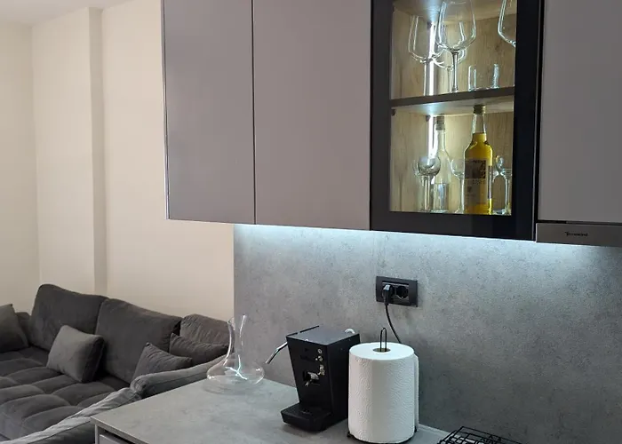 Apartment Mary's Qerret Golem (Tirana)